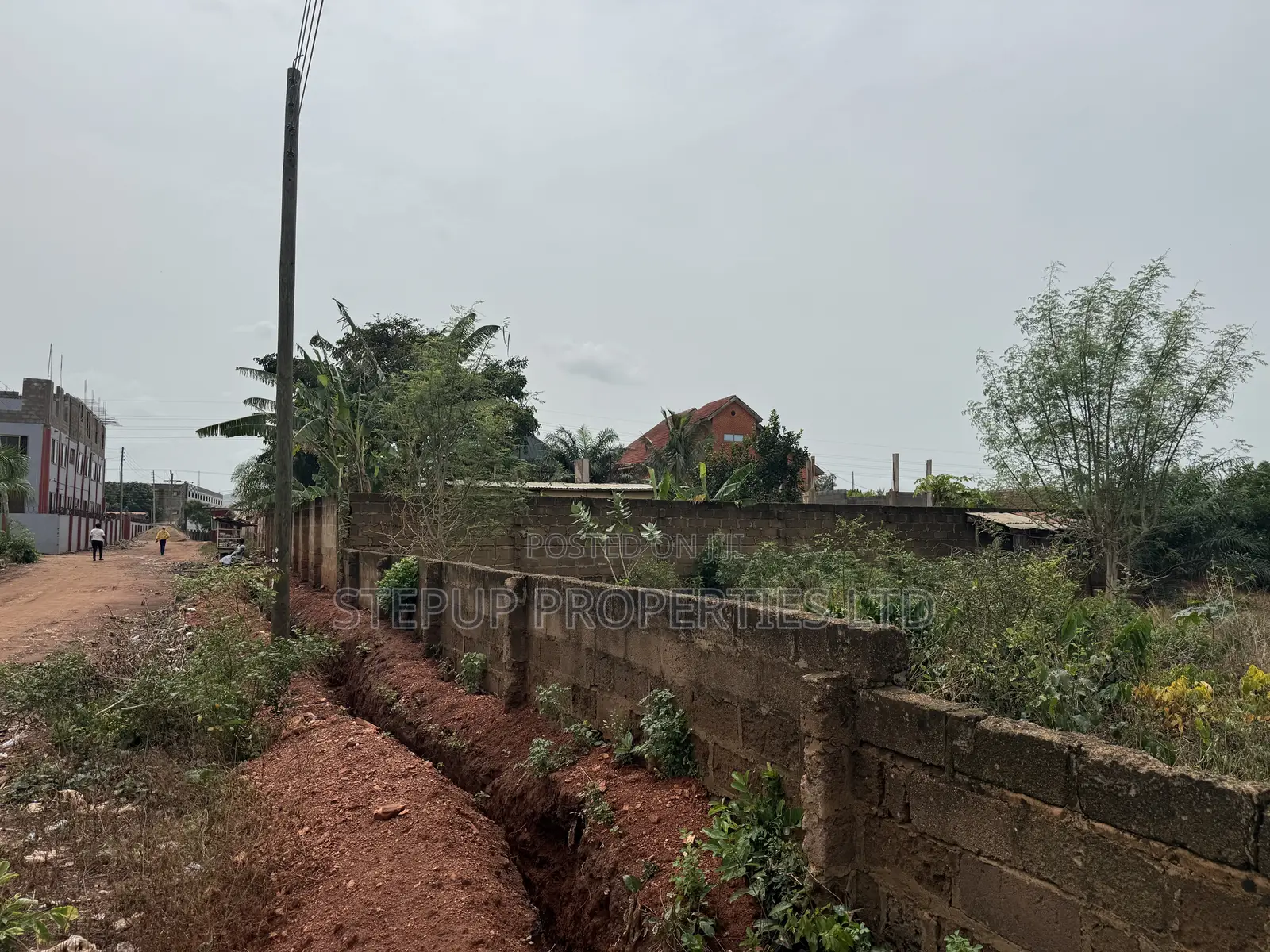 Titled 90/100sqft Plot of Land at Amrahia Tollbooth