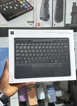 Microsoft Surface Pro Flex Keyboard With Slim Pen
