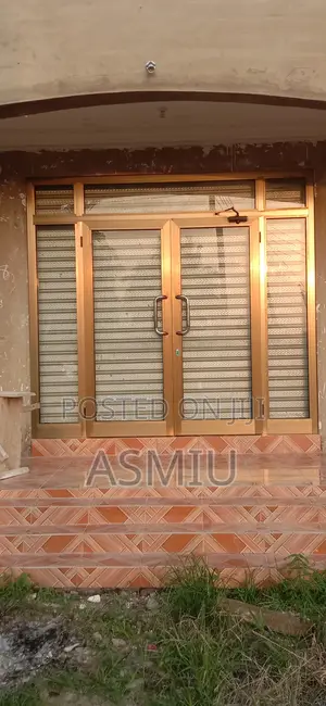 Aluminum Doors And Frameless Shower Doors