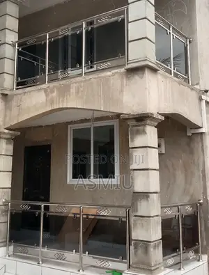 Universal Aluminum And Metal Work