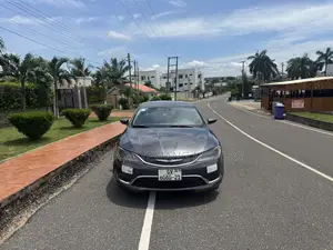 Chrysler 200 Limited 2017 Gray