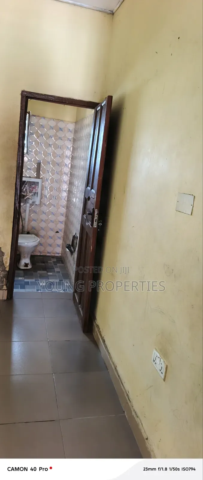 1bdrm Apartment in Amasaman Asalahaja for rent