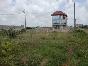 40x50ft Land With Footing at Amrahia