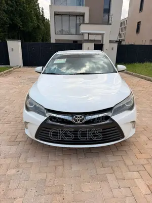 Toyota Camry 2016 White