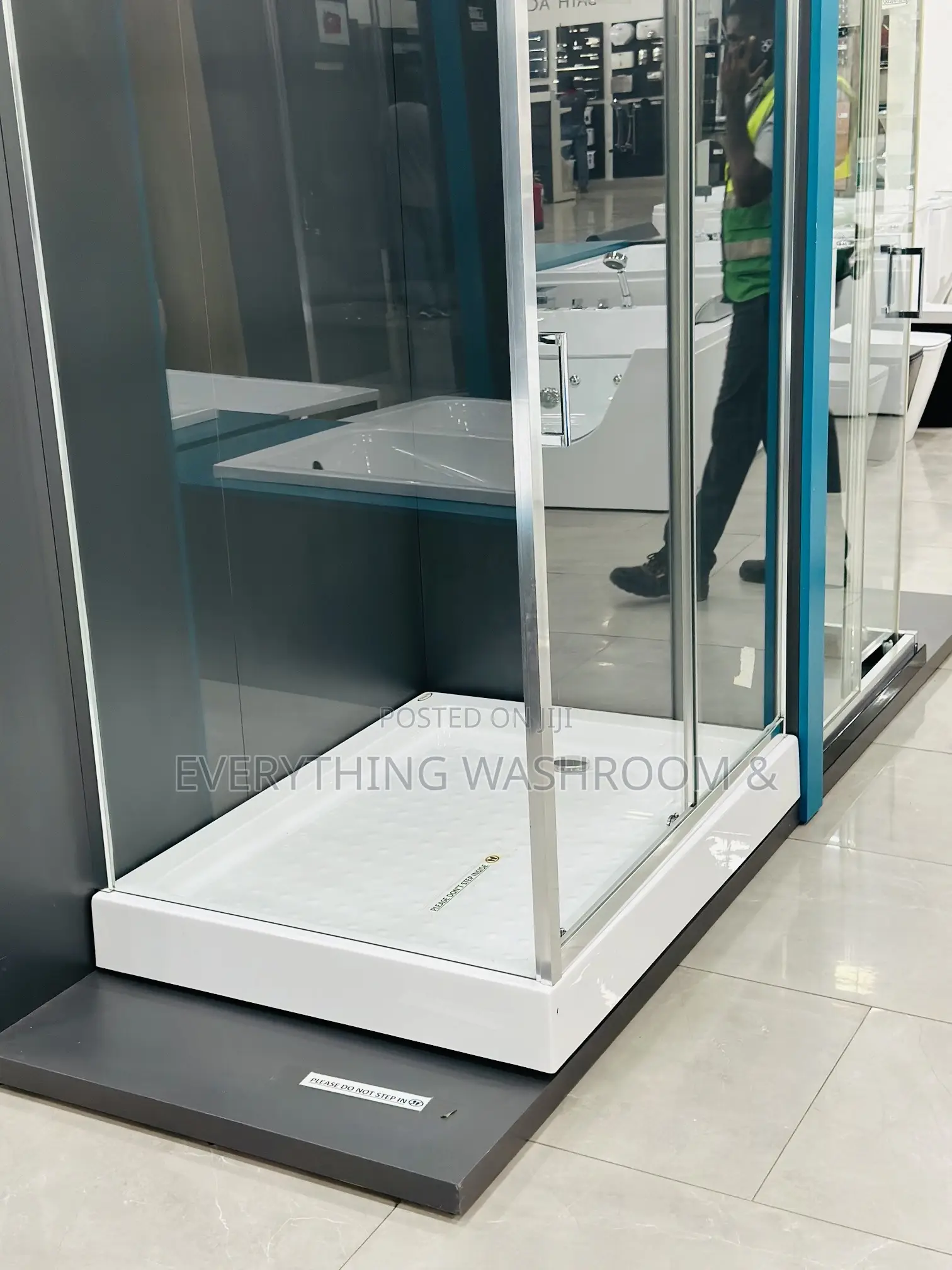 Modern 120x90cm Shower Cubicle Enclosure With Sliding Glass Doors