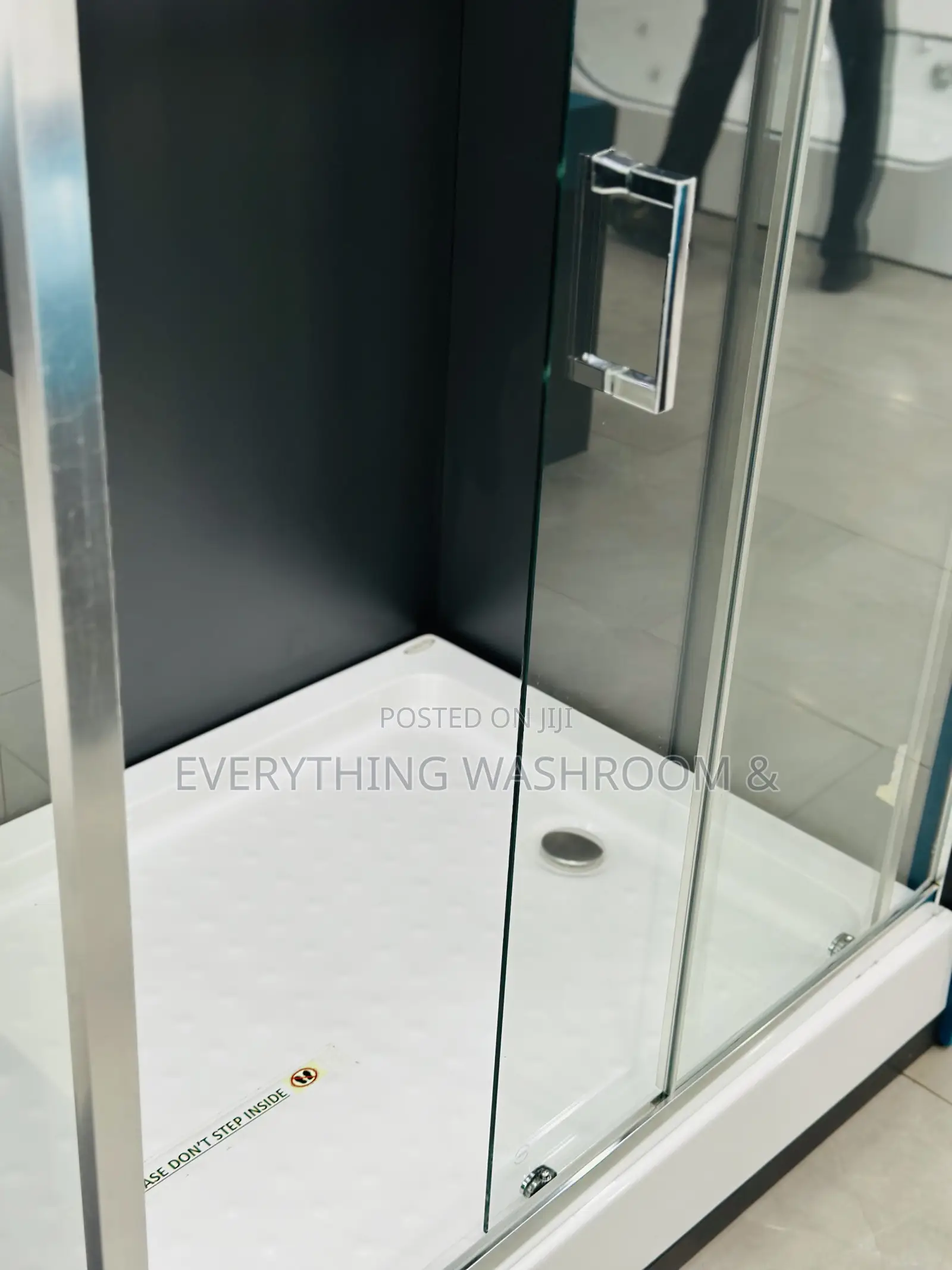 Modern 120x90cm Shower Cubicle Enclosure With Sliding Glass Doors