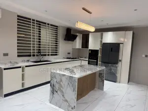 4bdrm House in Green, East Legon for sale