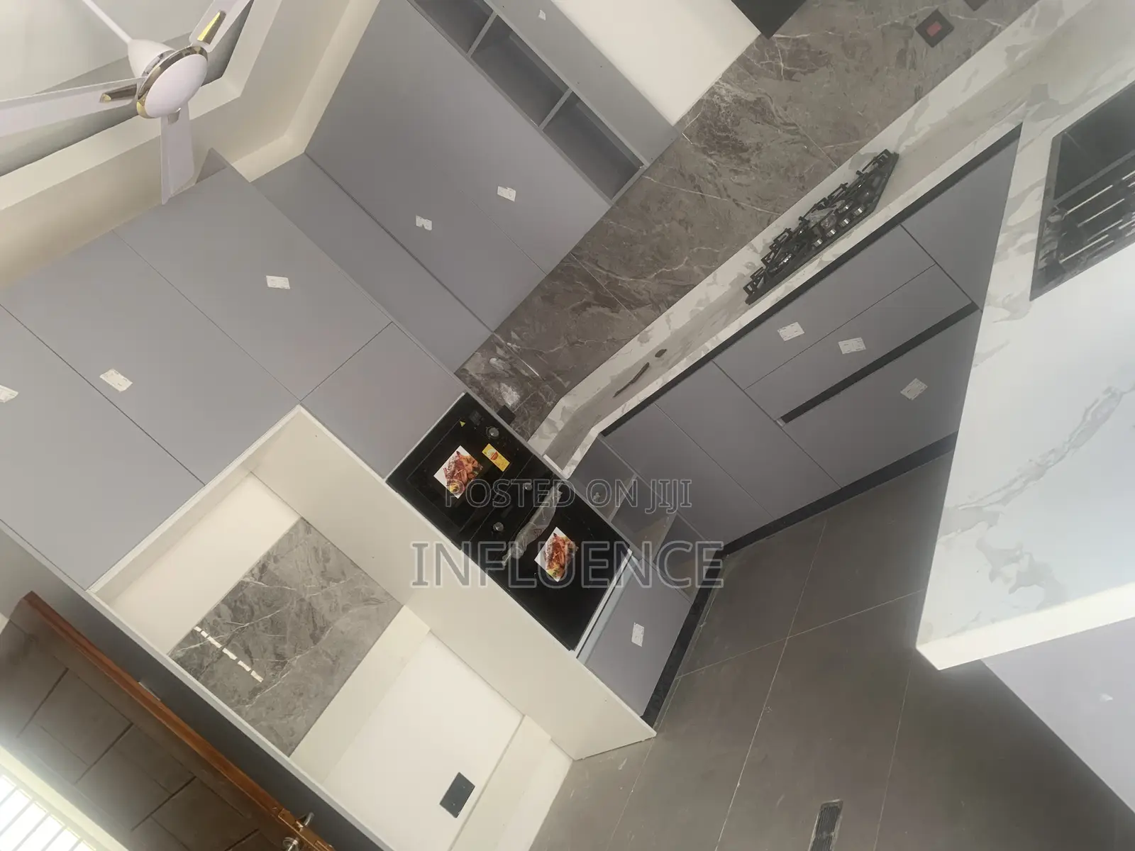 3bdrm House in Manet, East Legon for sale