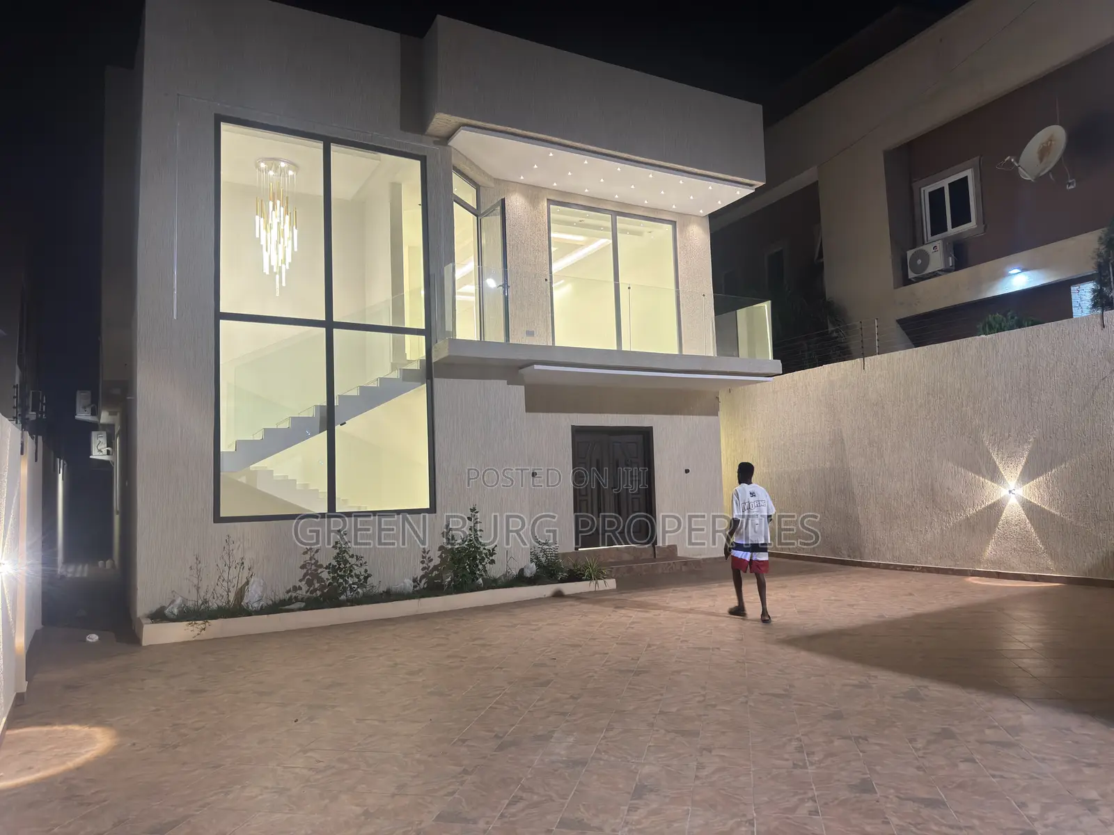 4bdrm House in Green, East Legon for sale