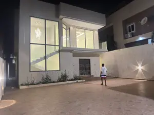 4bdrm House in Green, East Legon for sale