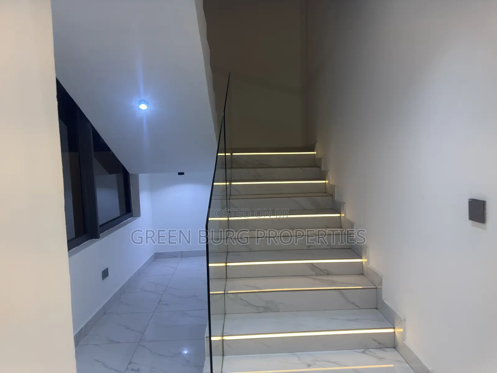 4bdrm House in Green, East Legon for sale