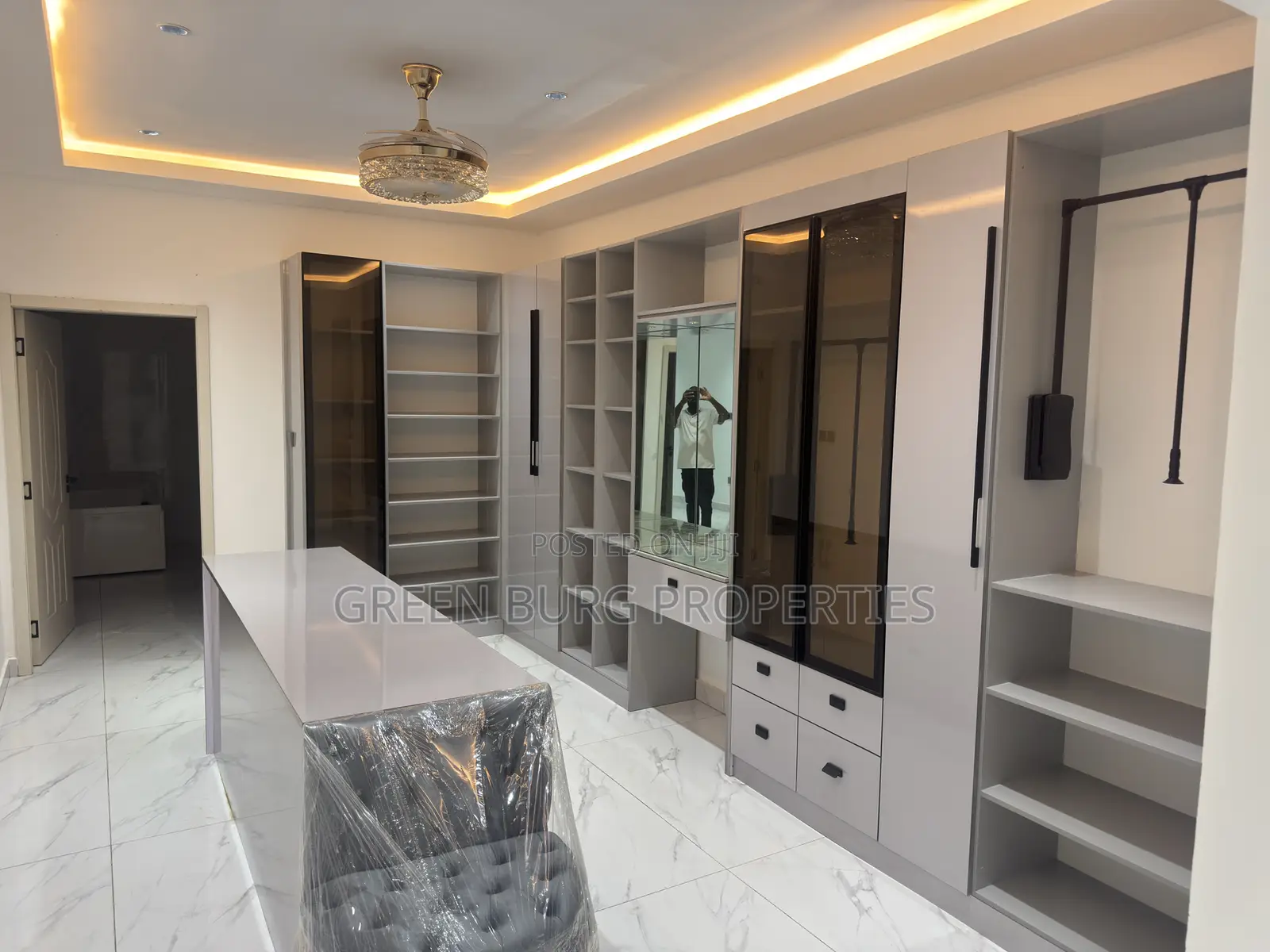 4bdrm House in Green, East Legon for sale
