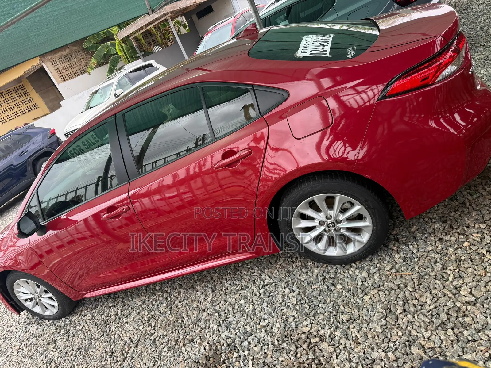 Toyota Corolla LE 2020 Red