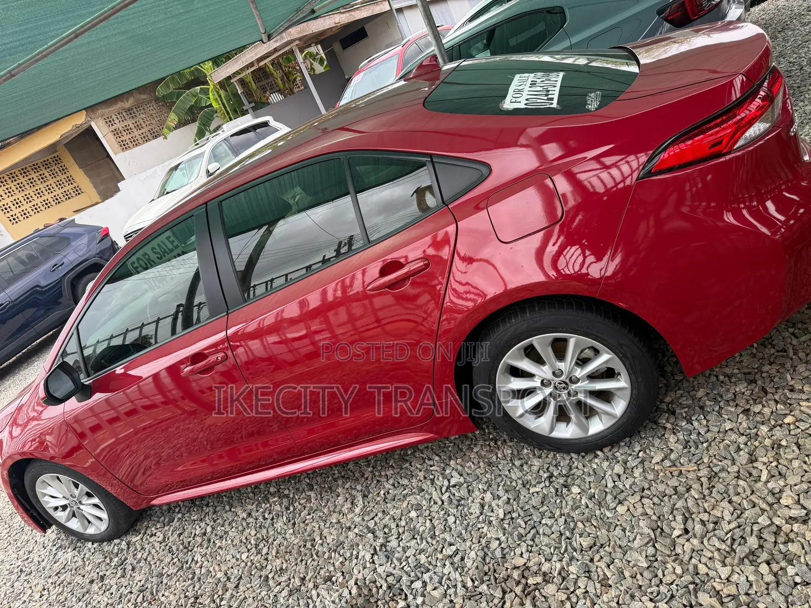 Toyota Corolla LE 2020 Red