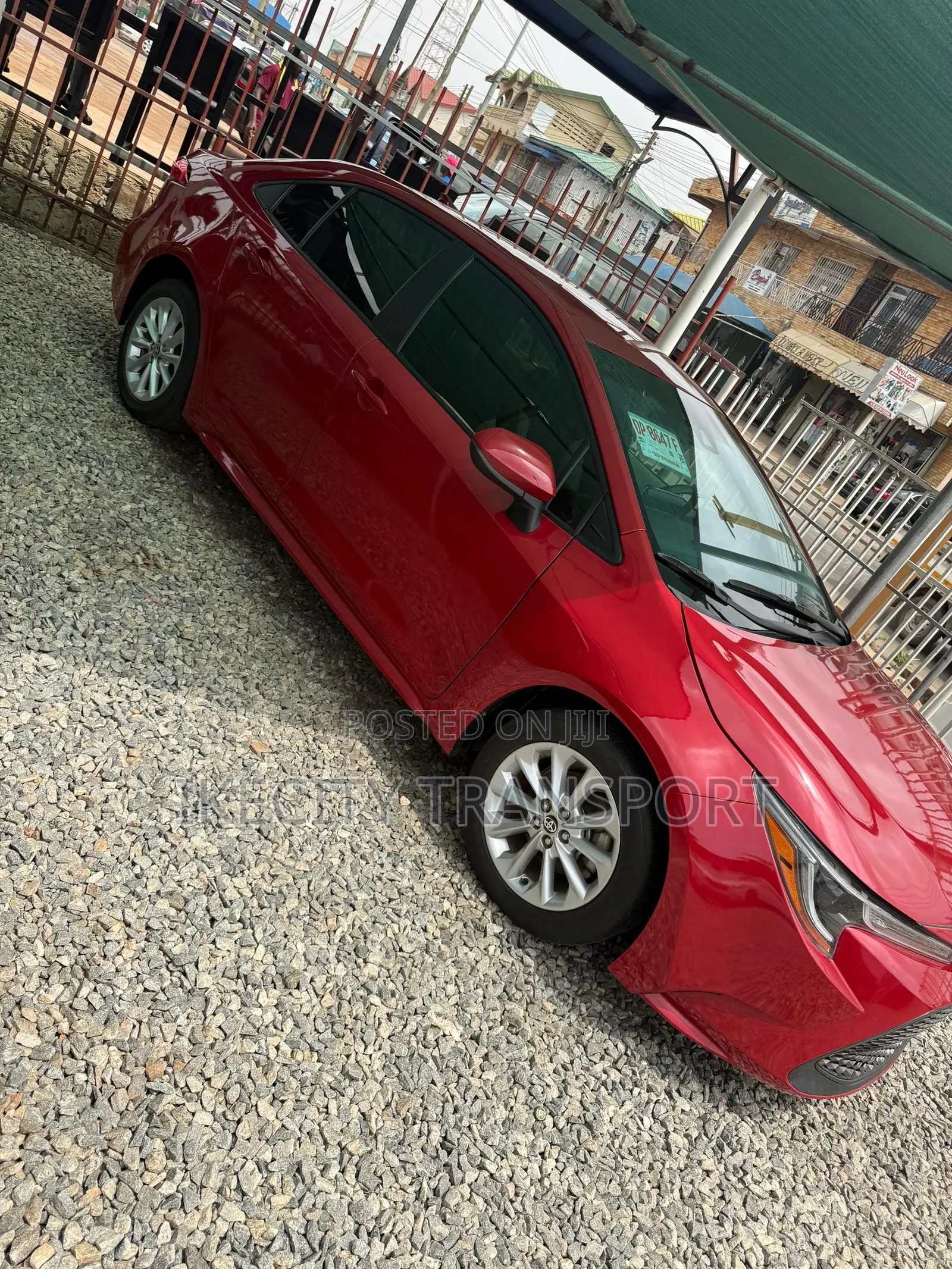 Toyota Corolla LE 2020 Red