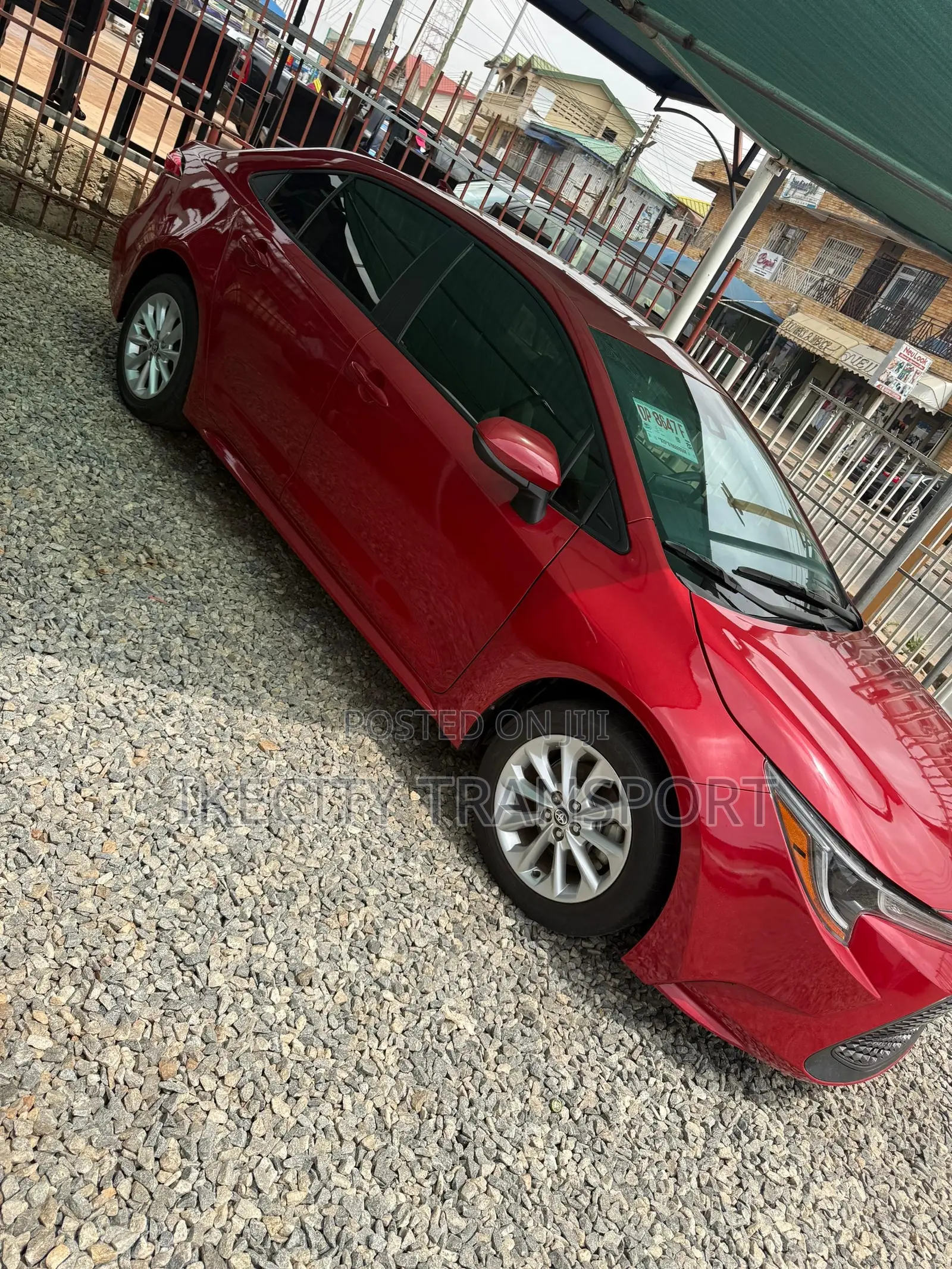 Toyota Corolla LE 2020 Red