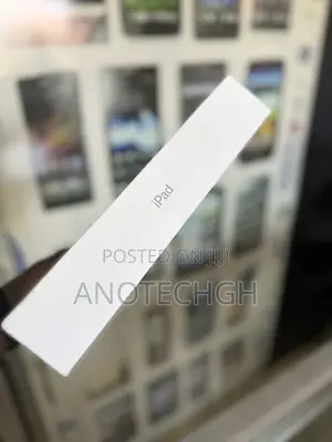New Apple iPad (2025) 128 GB Silver