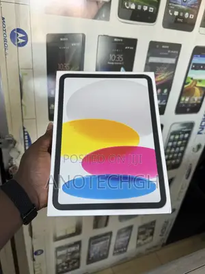 New Apple iPad (2025) 128 GB Silver
