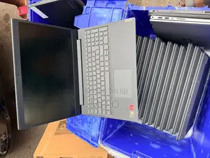 Laptop Lenovo Ideapad V14 IGL 8GB AMD Ryzen 5 SSD 256GB