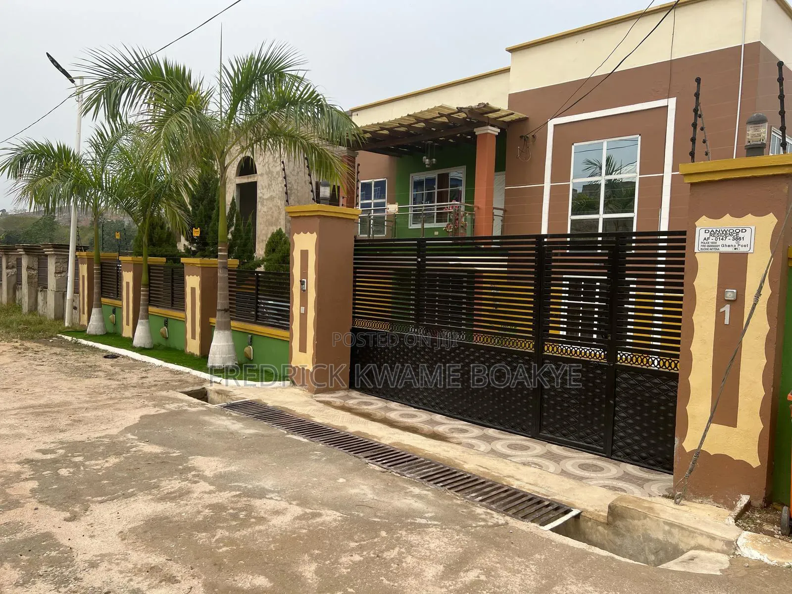 Furnished 5bdrm House in Brother K Estate, Kumasi Metropolitan for sale