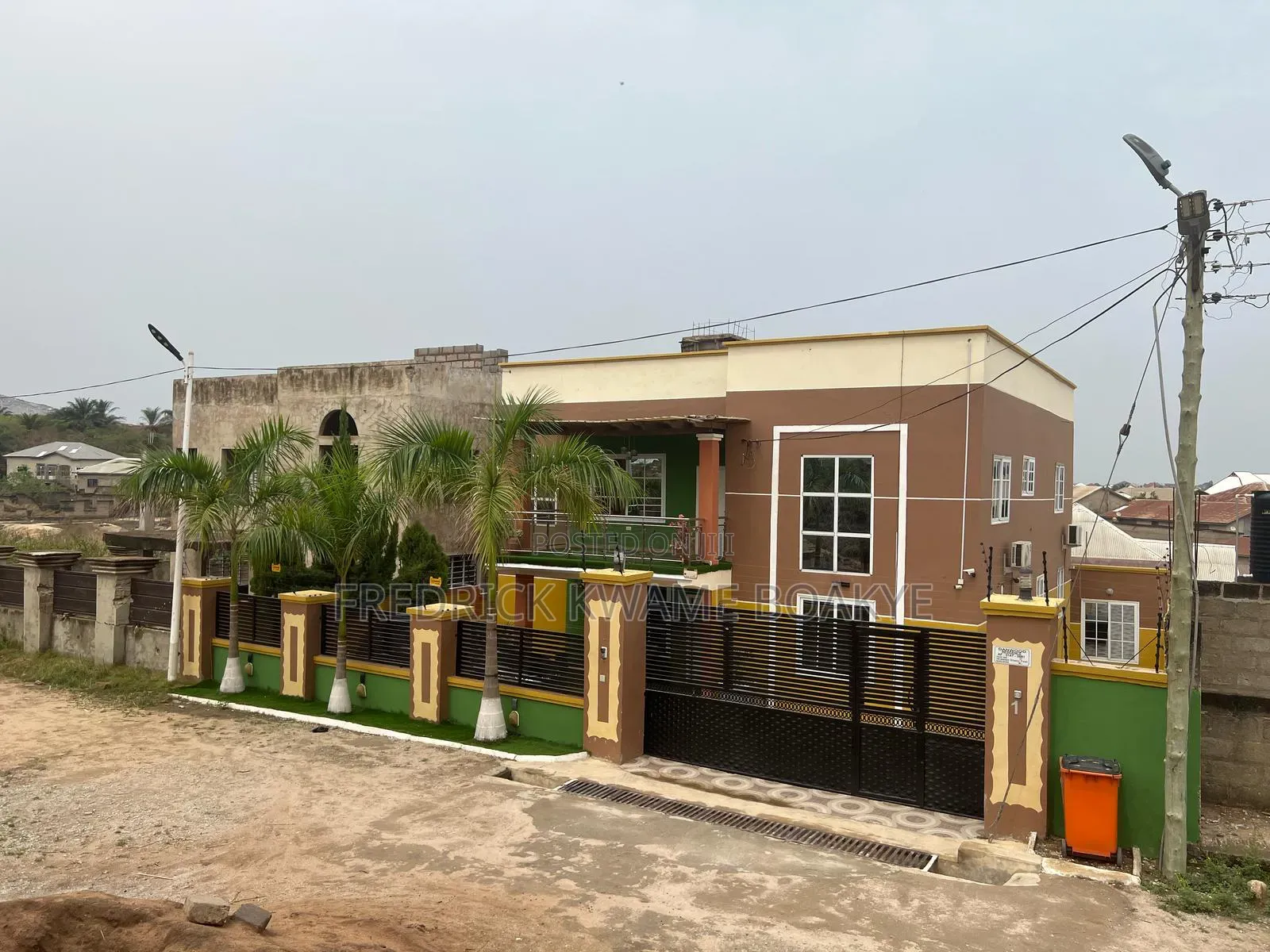 Furnished 5bdrm House in Brother K Estate, Kumasi Metropolitan for sale