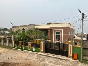 Furnished 5bdrm House in Brother K Estate, Kumasi Metropolitan for sale