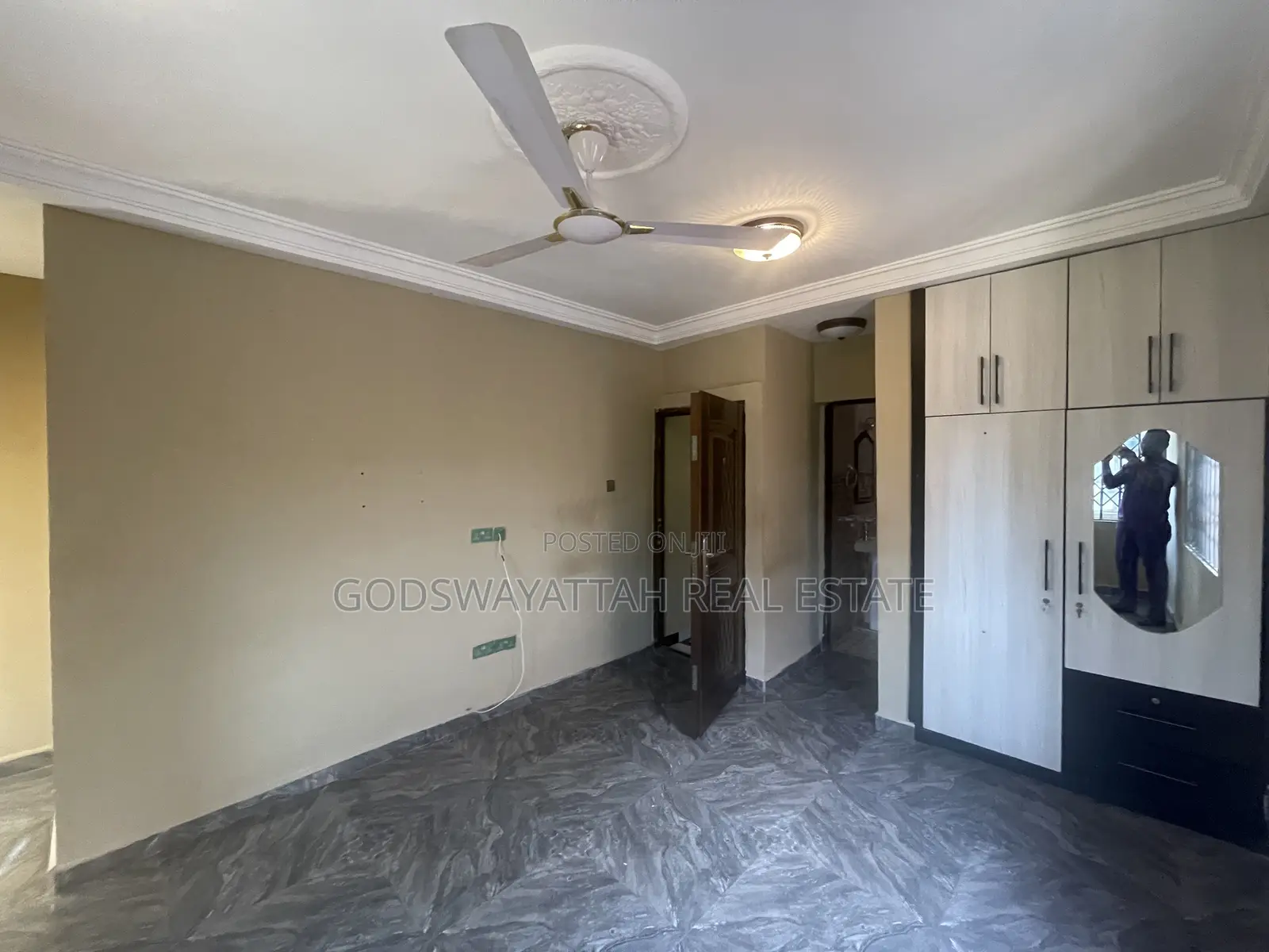 4bdrm House in East Legon, Adjiriganor for rent