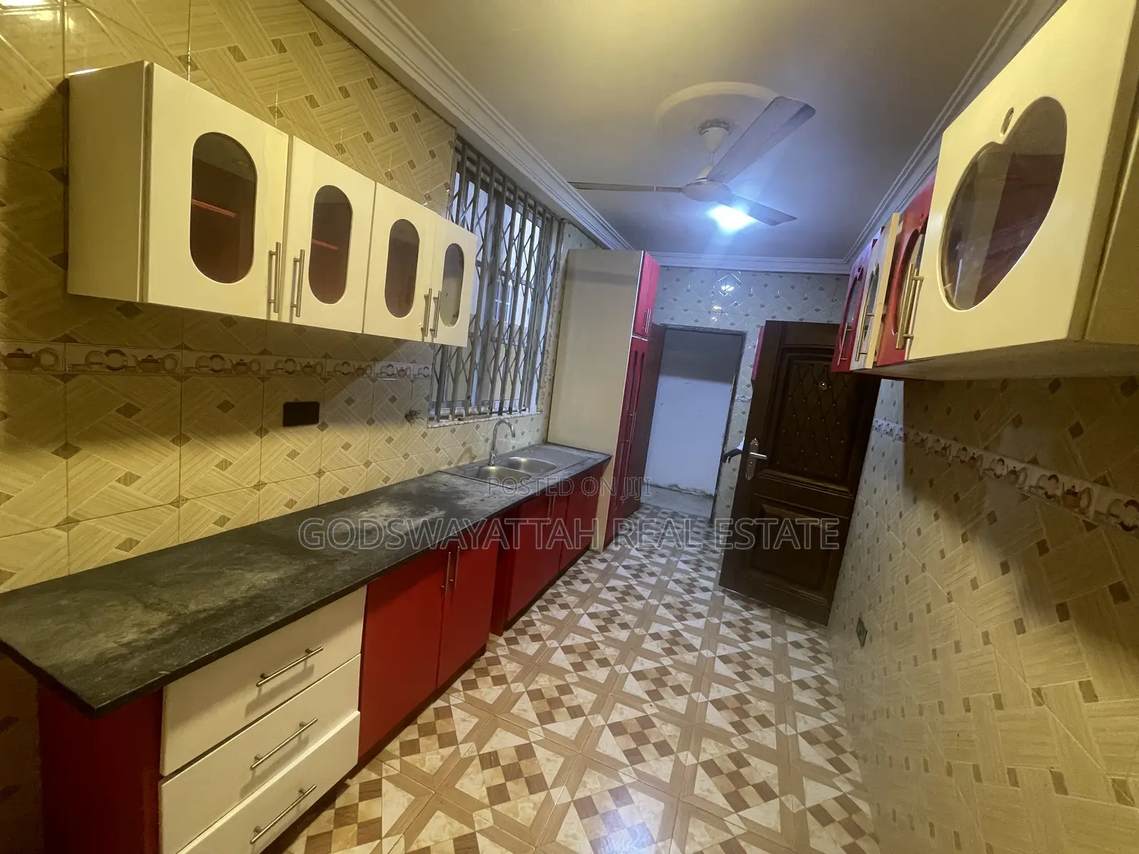4bdrm House in East Legon, Adjiriganor for rent