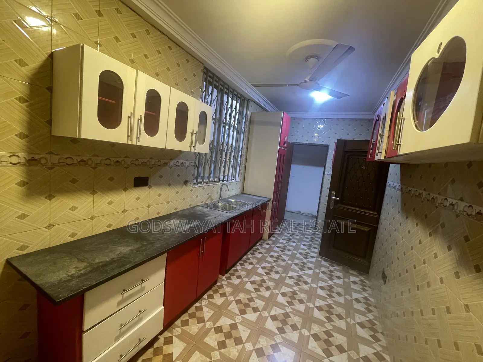 4bdrm House in East Legon, Adjiriganor for rent