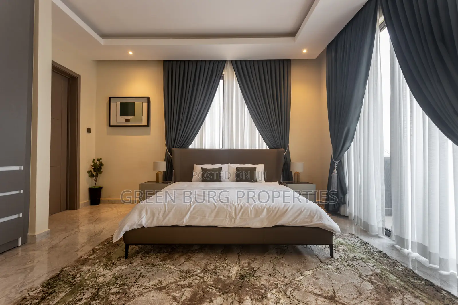 Furnished 4bdrm Townhouse / Terrace in Green, East Legon for rent
