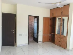 5bdrm Apartment in Adjinganor, Accra Metropolitan for rent