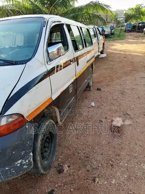 Toyota HiAce 2008 White