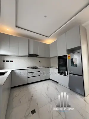 3bdrm House in East Legon for sale