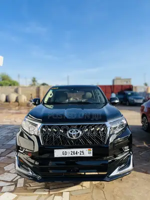 Toyota Land Cruiser Prado 2016 Black