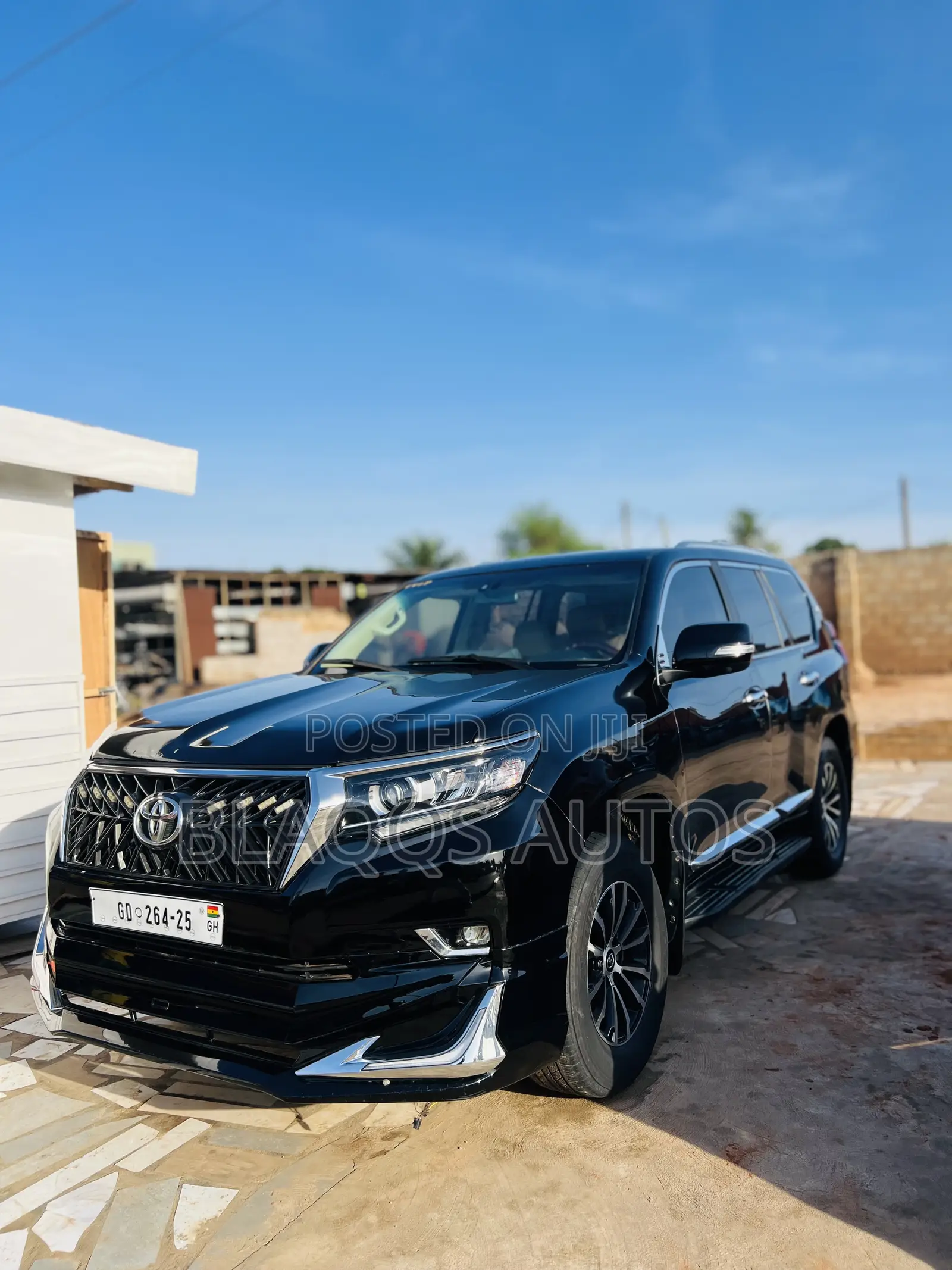 Toyota Land Cruiser Prado 2016 Black