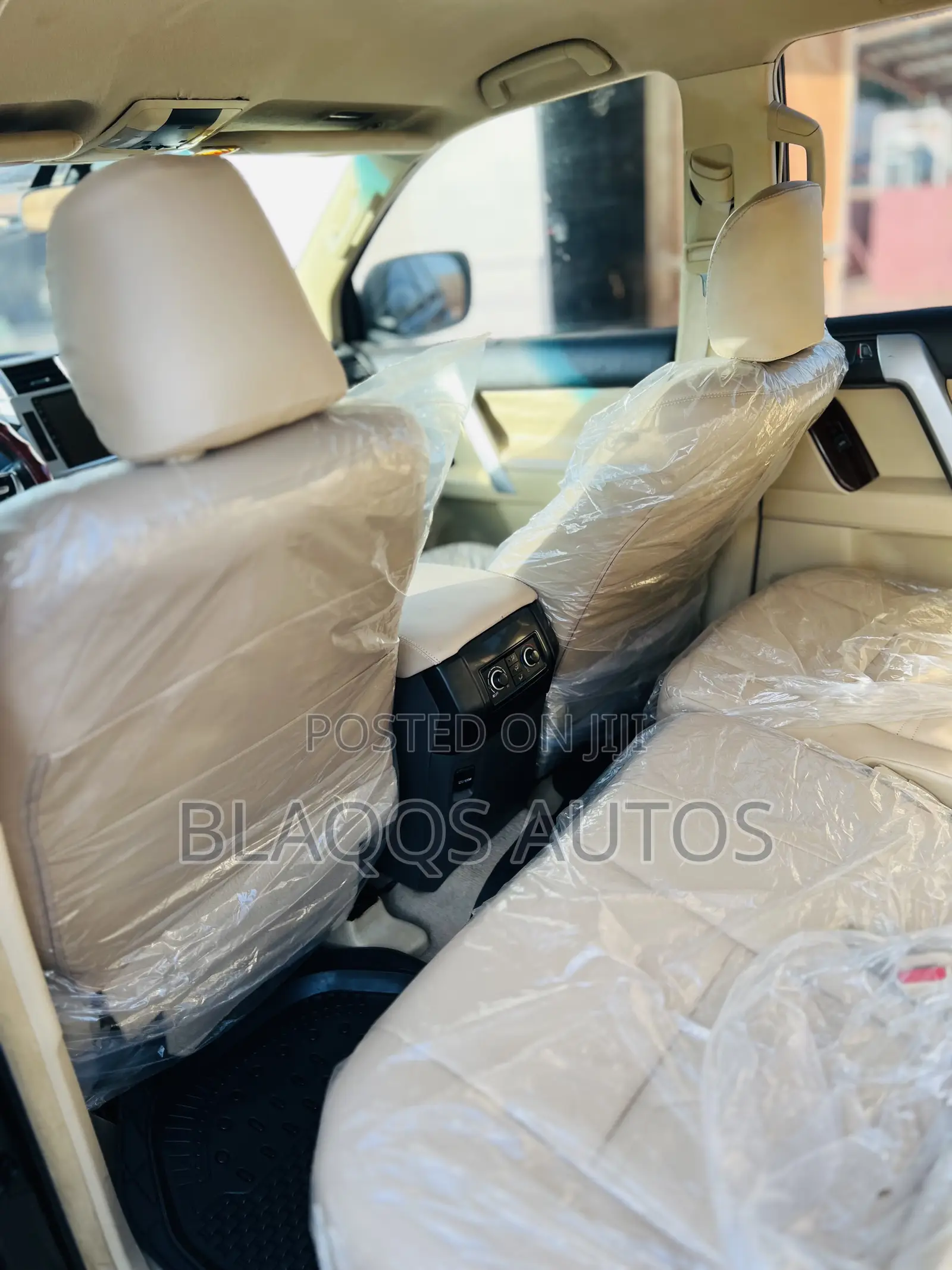 Toyota Land Cruiser Prado 2016 Black