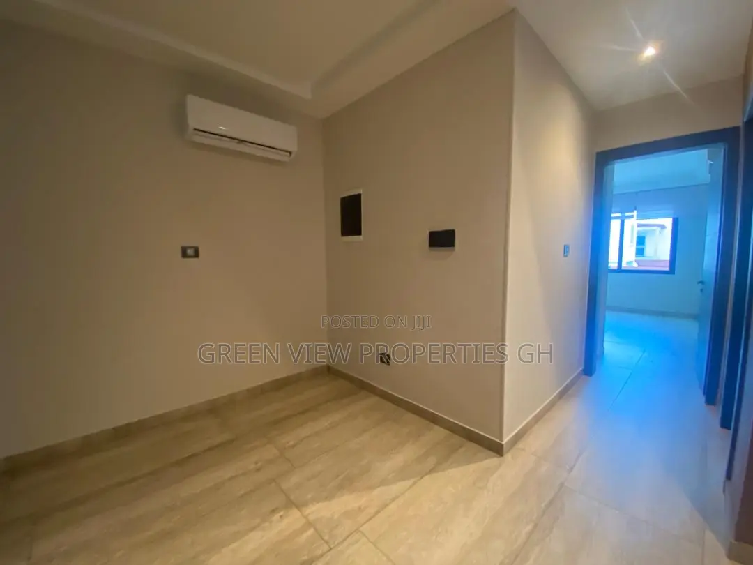 4bdrm Duplex in East Legon for rent