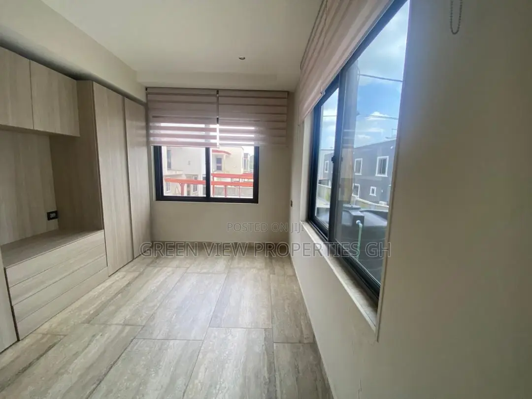 4bdrm Duplex in East Legon for rent