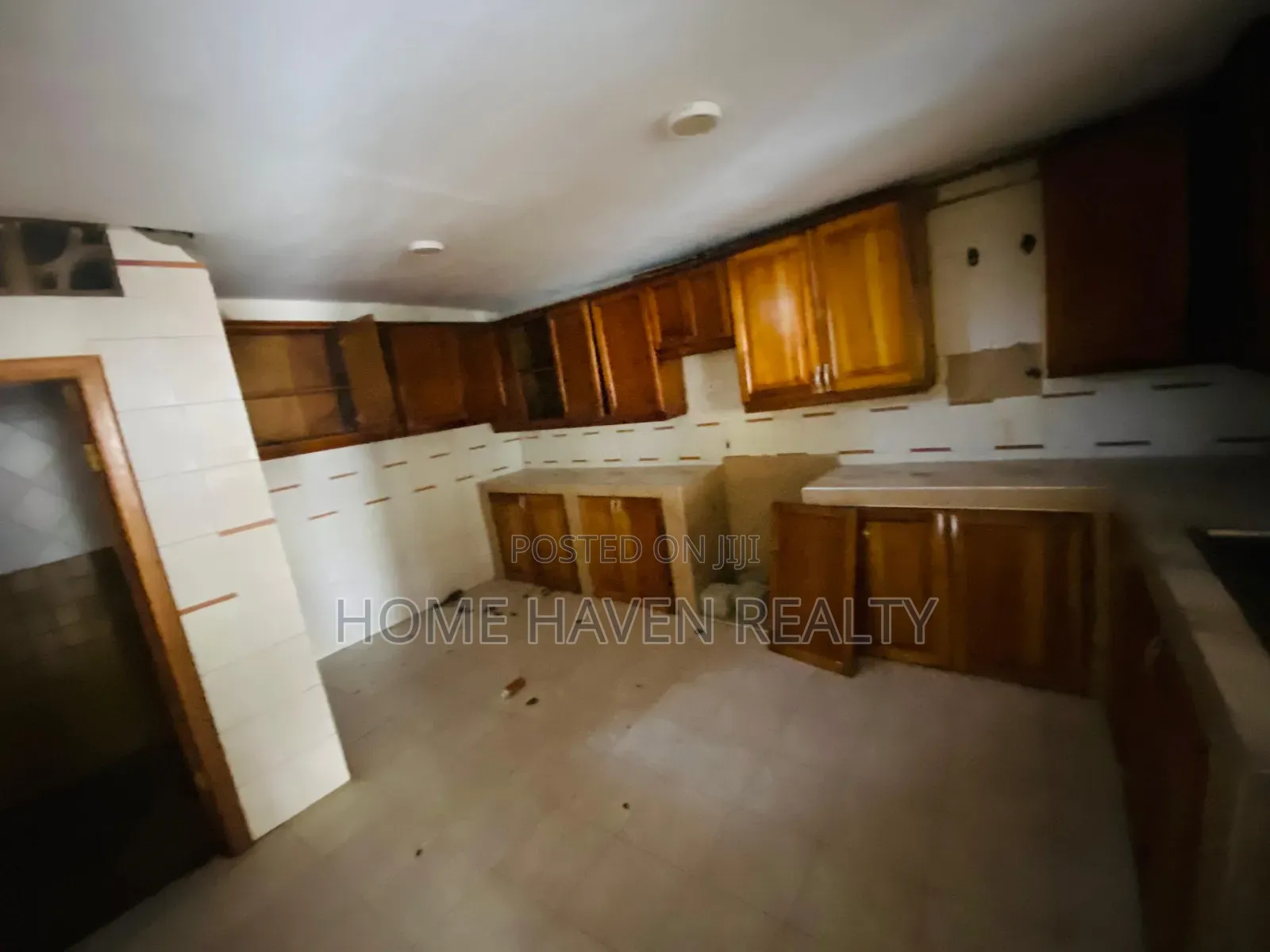 3bdrm House in Westland, Police Station for rent