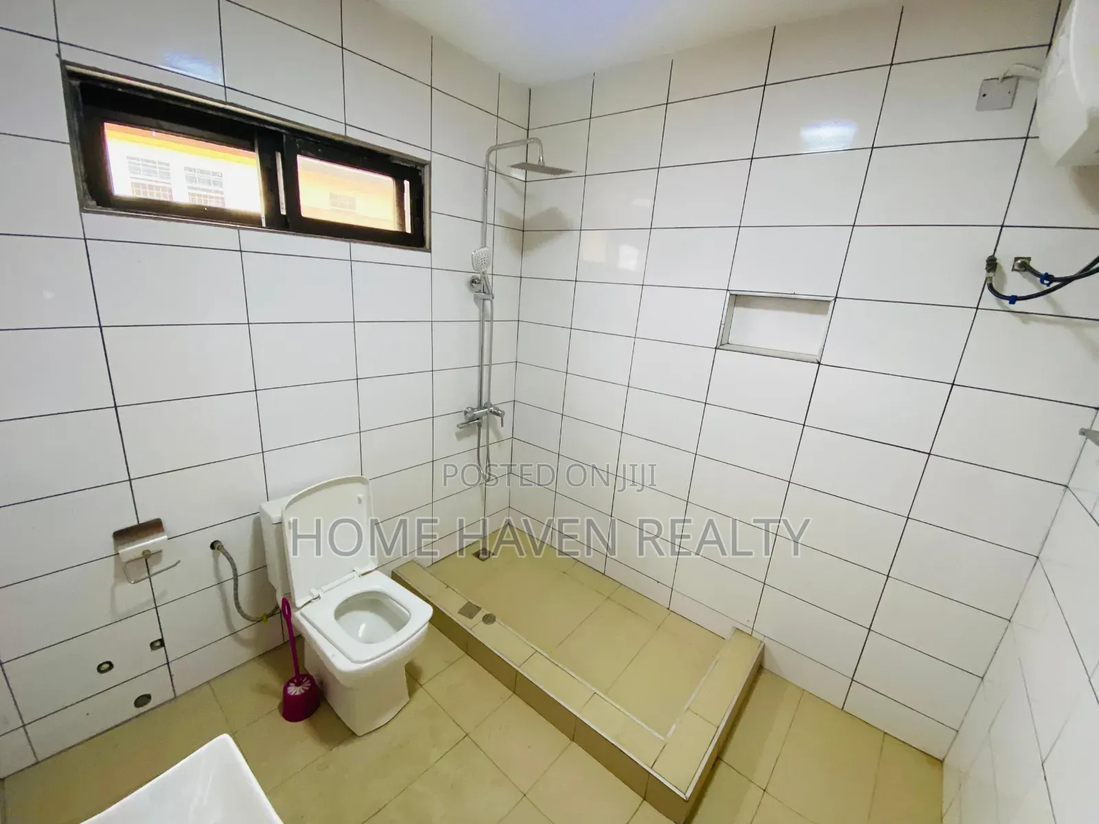 3bdrm House in Westland, Police Station for rent