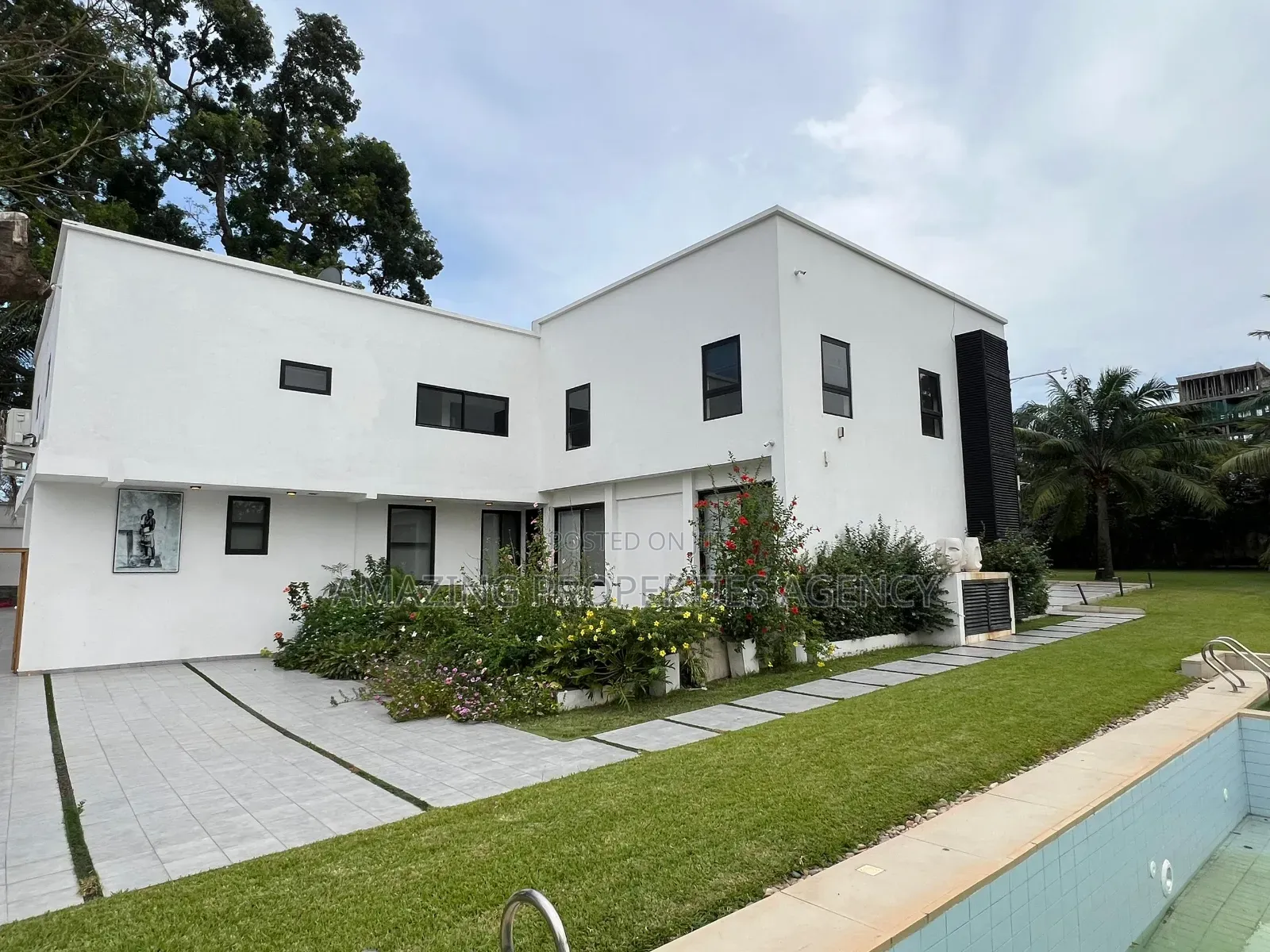 5bdrm House in Cantonment, US Embassy Area for rent