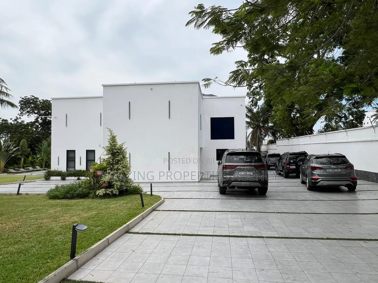 5bdrm House in Cantonment, US Embassy Area for rent