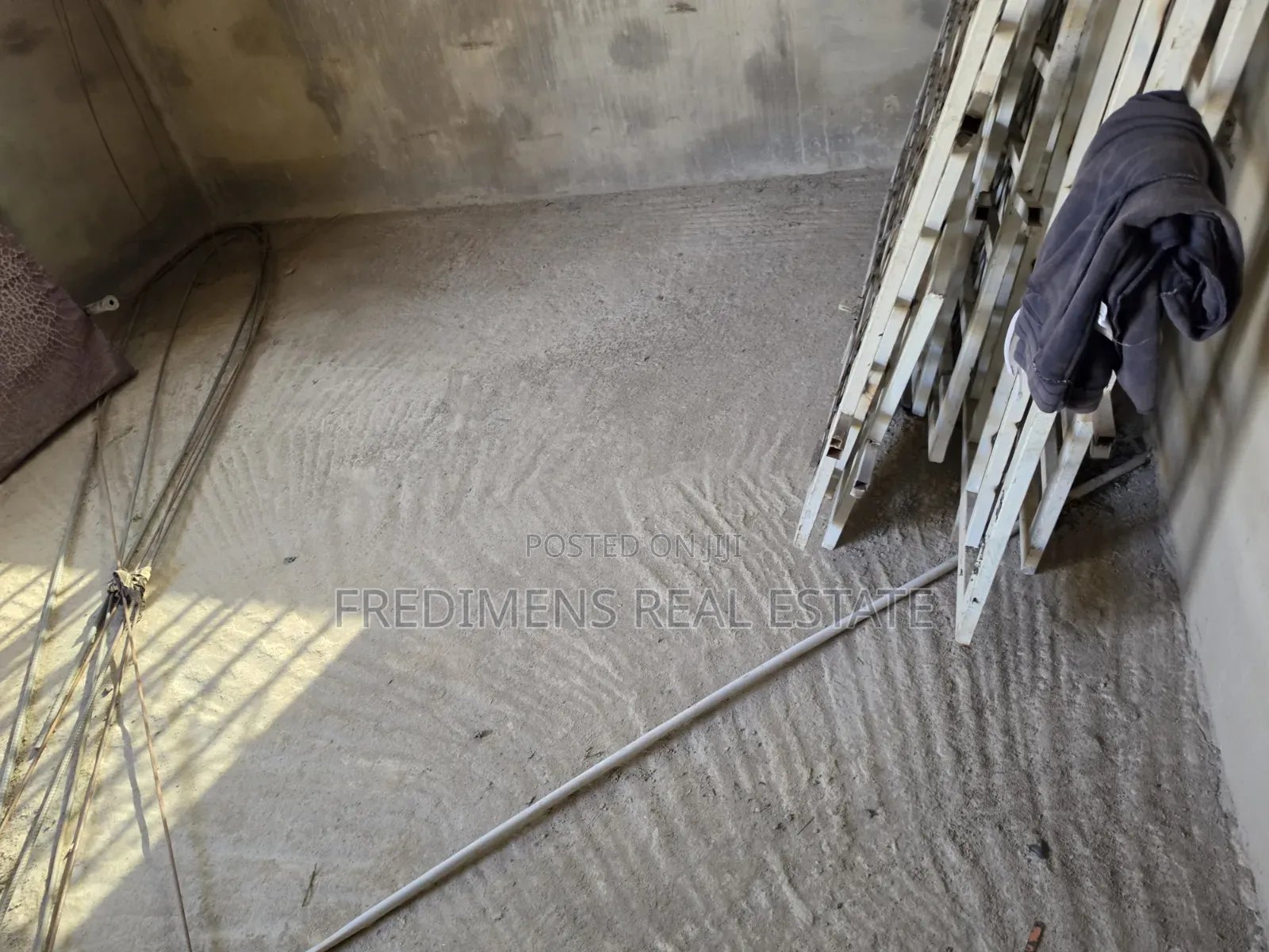 4bdrm Apartment in Fredimens Real, Afigya-Kwabre for sale
