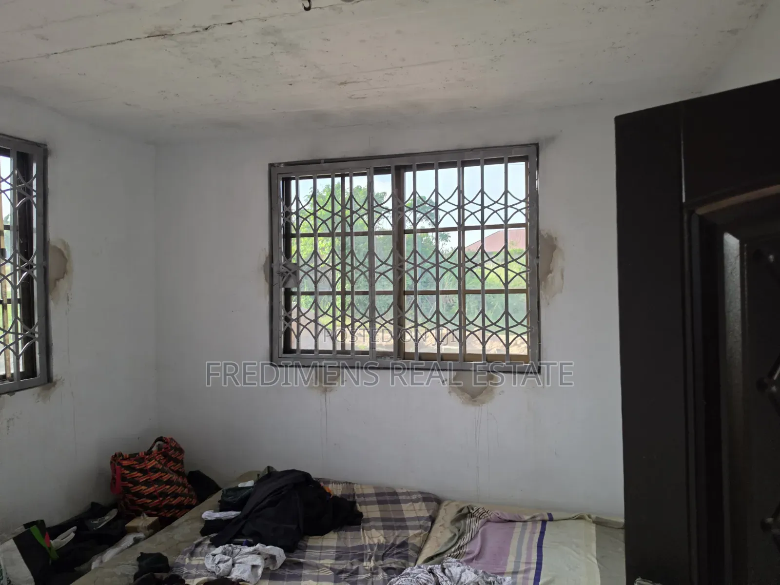 4bdrm Apartment in Fredimens Real, Afigya-Kwabre for sale