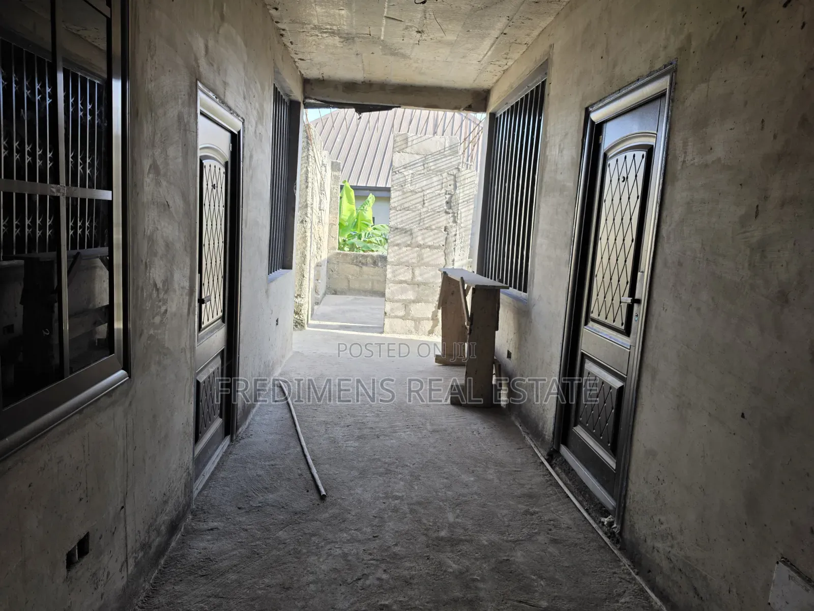 4bdrm Apartment in Fredimens Real, Afigya-Kwabre for sale