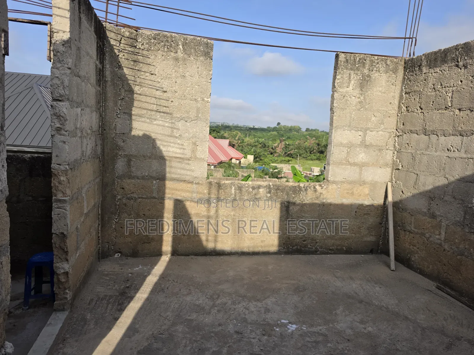 4bdrm Apartment in Fredimens Real, Afigya-Kwabre for sale