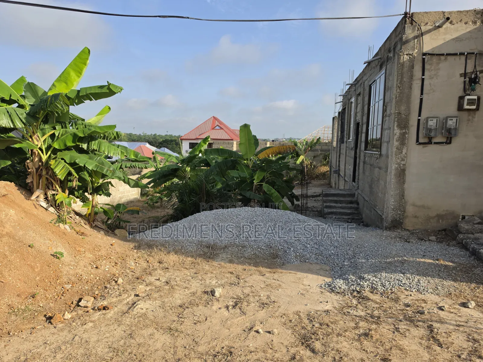 4bdrm Apartment in Fredimens Real, Afigya-Kwabre for sale