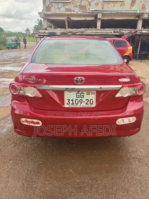 Toyota Corolla LE 4dr Sedan (1.8L 4cyl 4A) 2013 Red