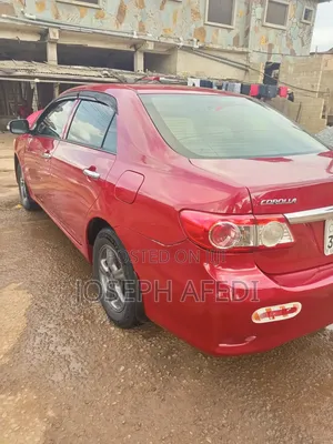 Toyota Corolla LE 4dr Sedan (1.8L 4cyl 4A) 2013 Red