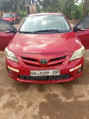 Toyota Corolla LE 4dr Sedan (1.8L 4cyl 4A) 2013 Red